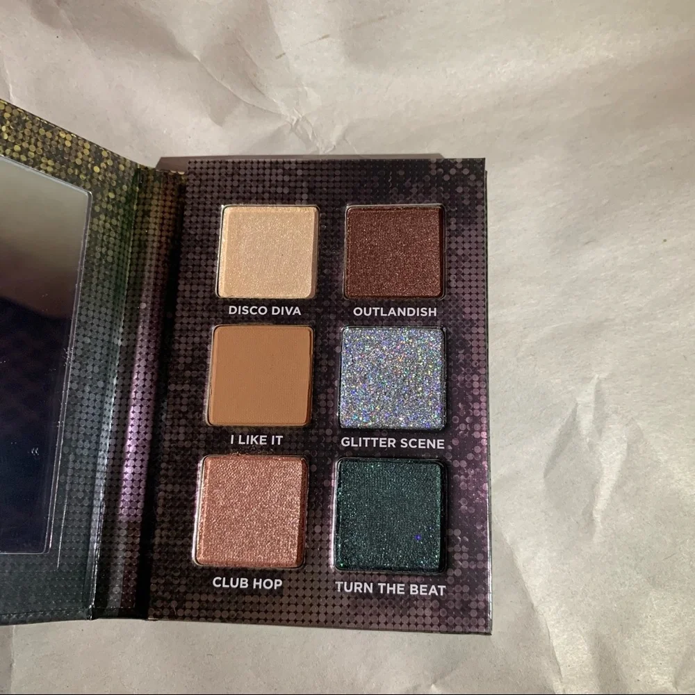 Urban Decay Boogie 70s Eye shadow Palette